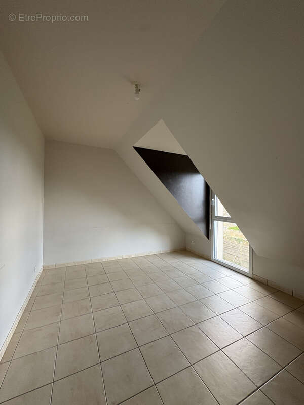 Maison à MINIAC-MORVAN