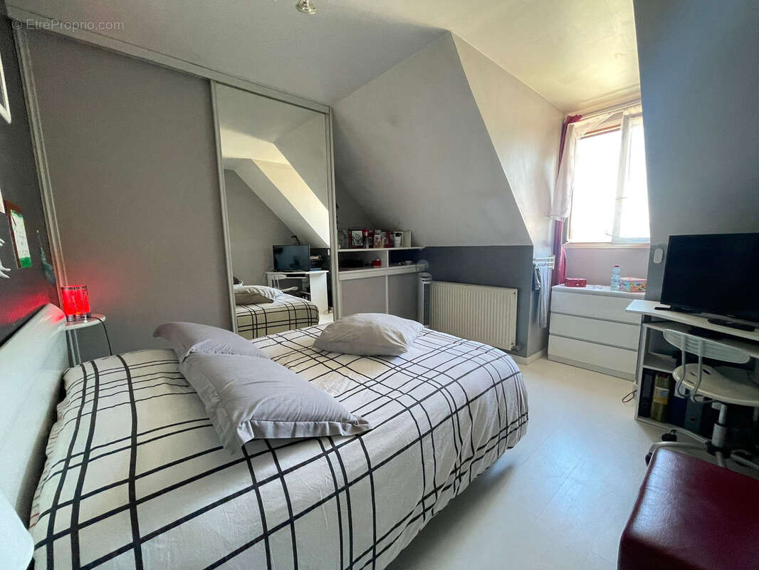 Maison à TREMBLAY-EN-FRANCE