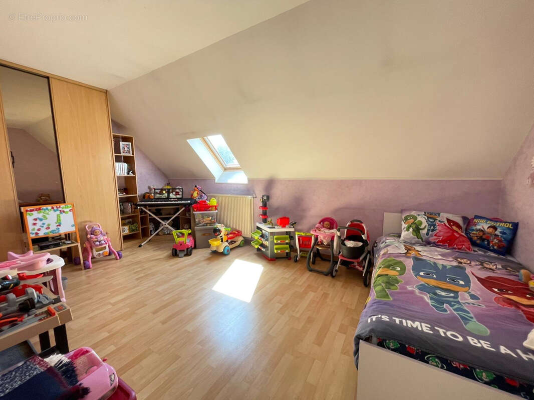 Maison à TREMBLAY-EN-FRANCE