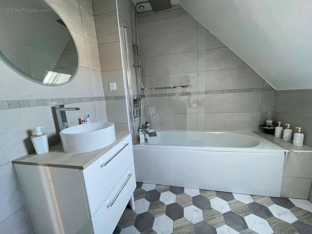 Maison à TREMBLAY-EN-FRANCE