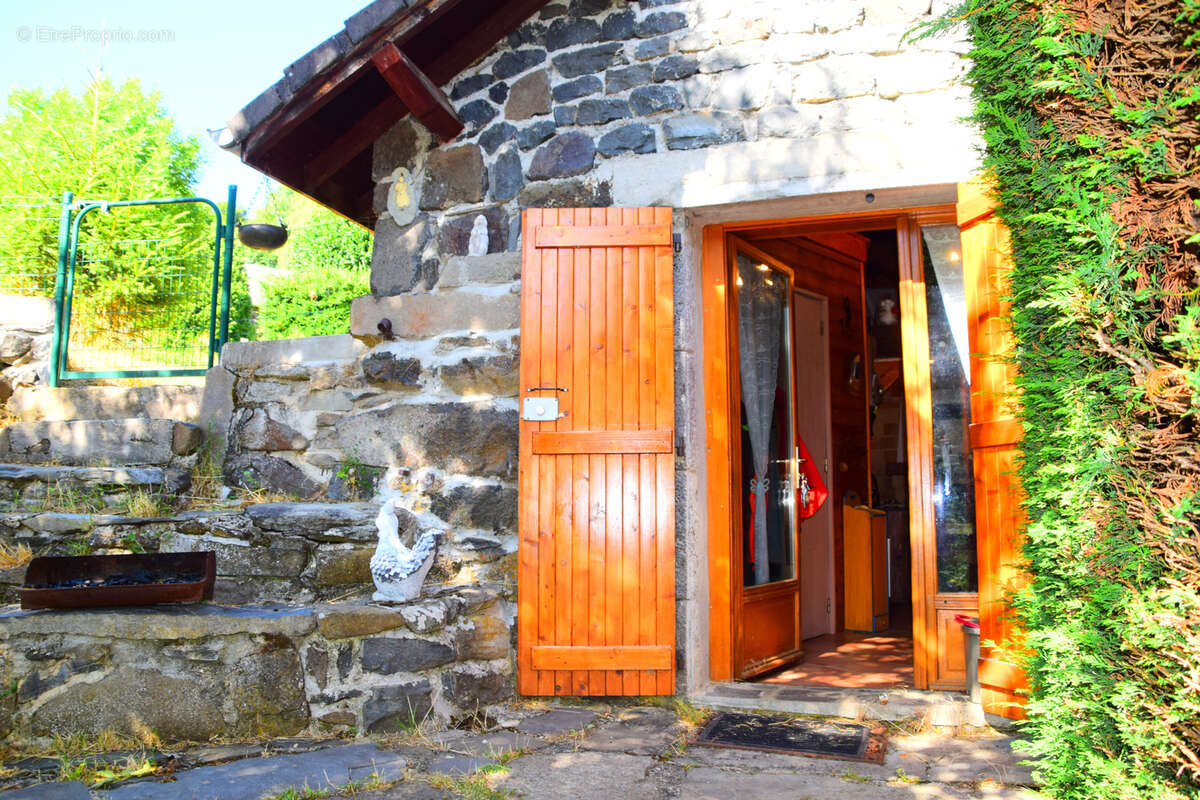 Maison à LES ESTABLES