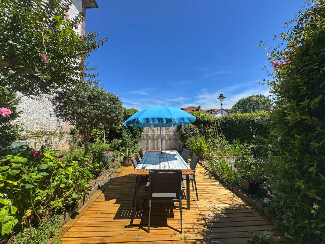 Maison à SAINT-JEAN-PIED-DE-PORT