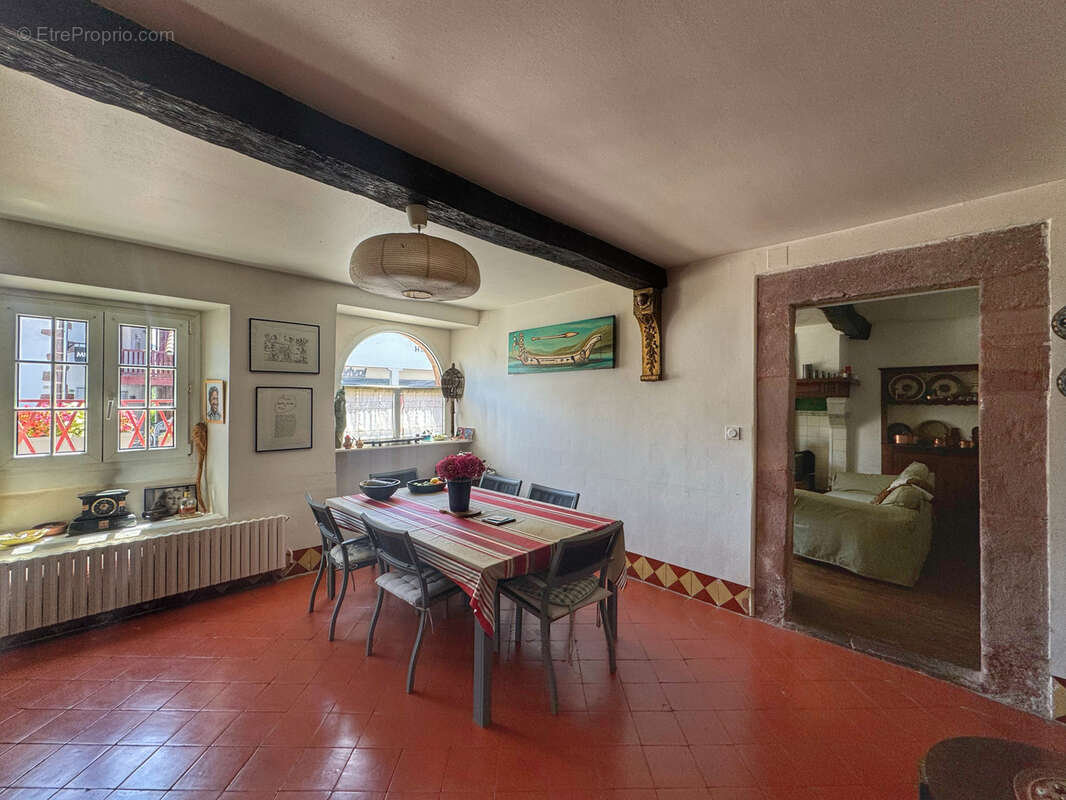 Maison à SAINT-JEAN-PIED-DE-PORT