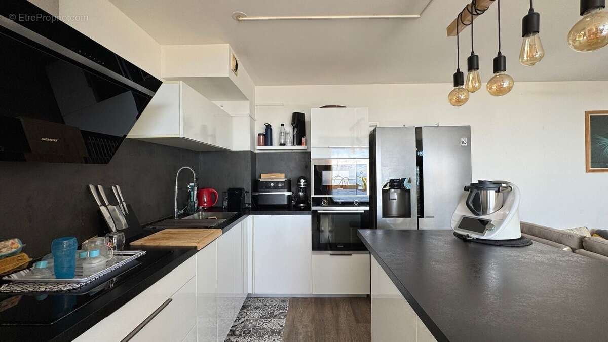 Appartement à SAINT-DENIS