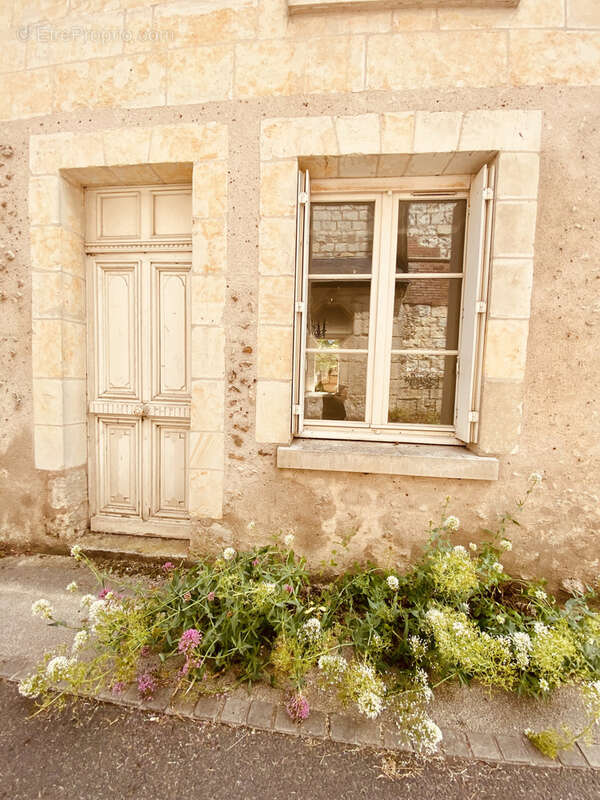 Maison à COUTURE-SUR-LOIR