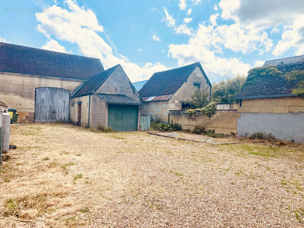 Maison à COUTURE-SUR-LOIR