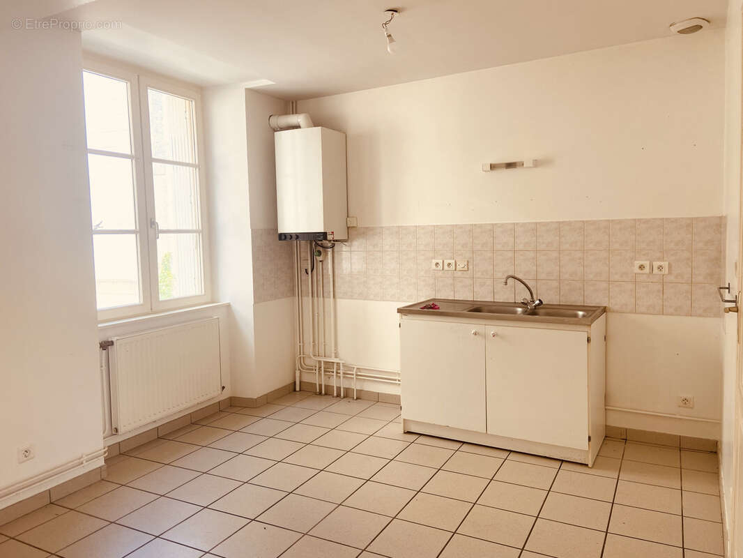 Maison à COUTURE-SUR-LOIR