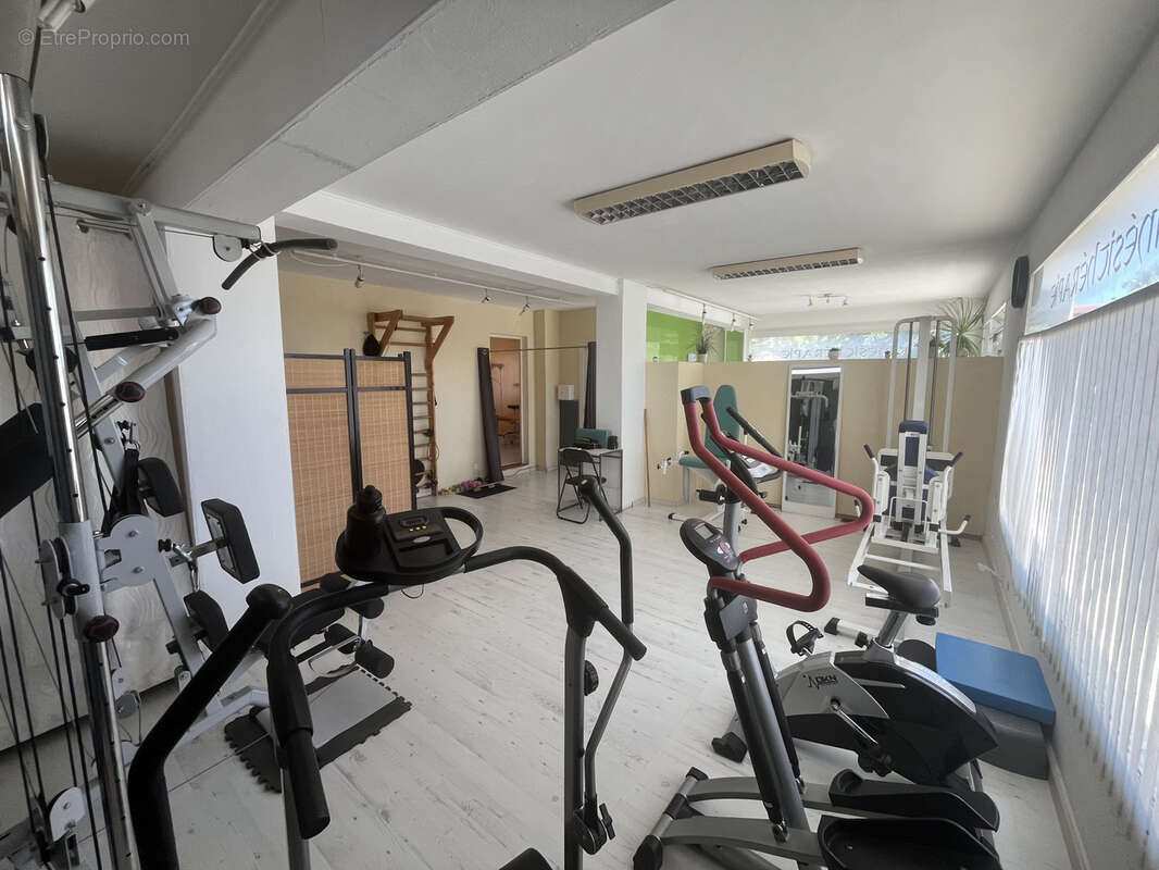 Commerce à LA SEYNE-SUR-MER