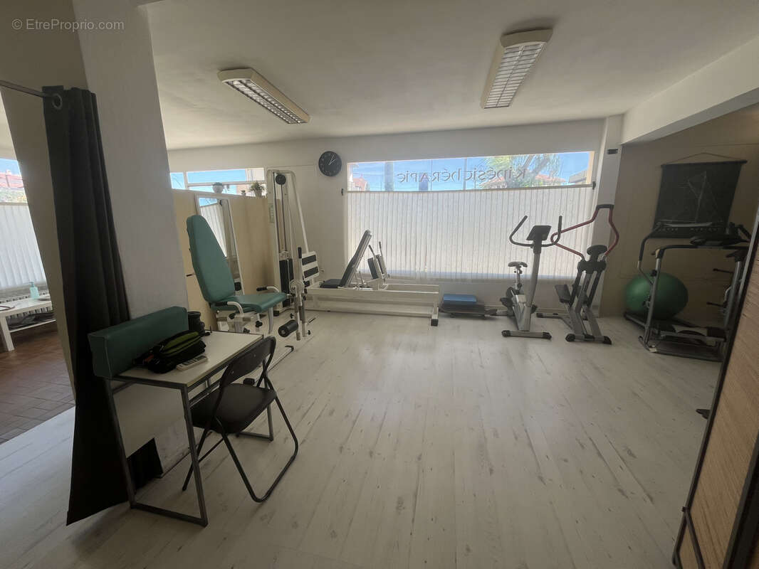 Commerce à LA SEYNE-SUR-MER