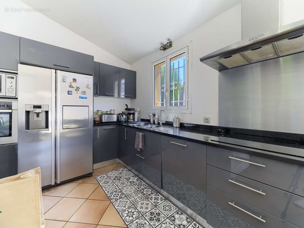 Maison à VILLENEUVE-LOUBET