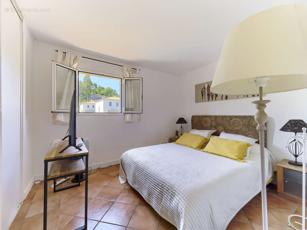 Maison à VILLENEUVE-LOUBET