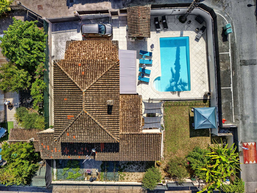 Maison à VILLENEUVE-LOUBET