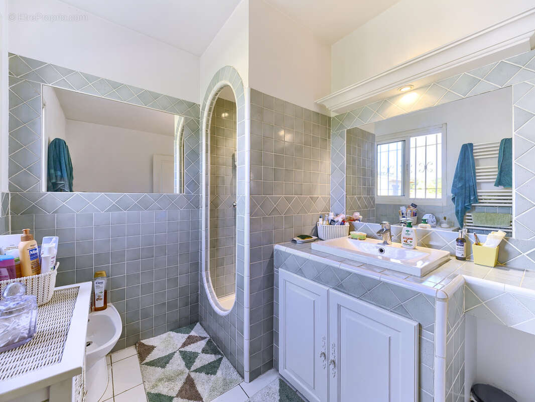 Maison à VILLENEUVE-LOUBET