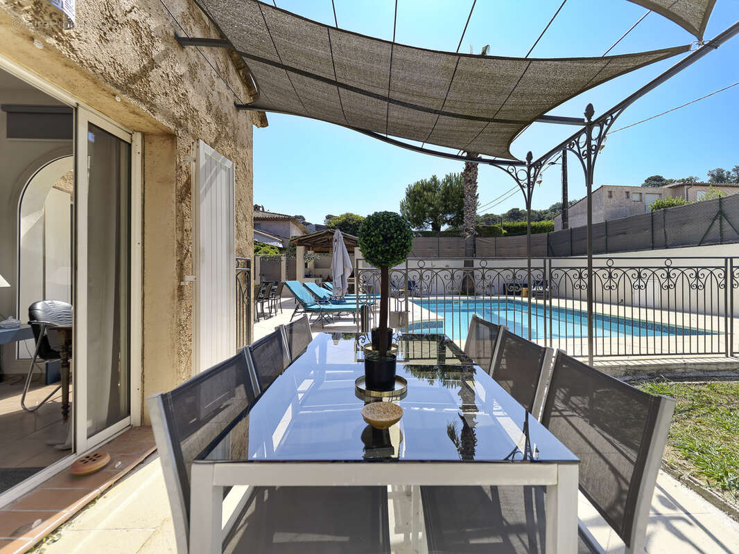 Maison à VILLENEUVE-LOUBET