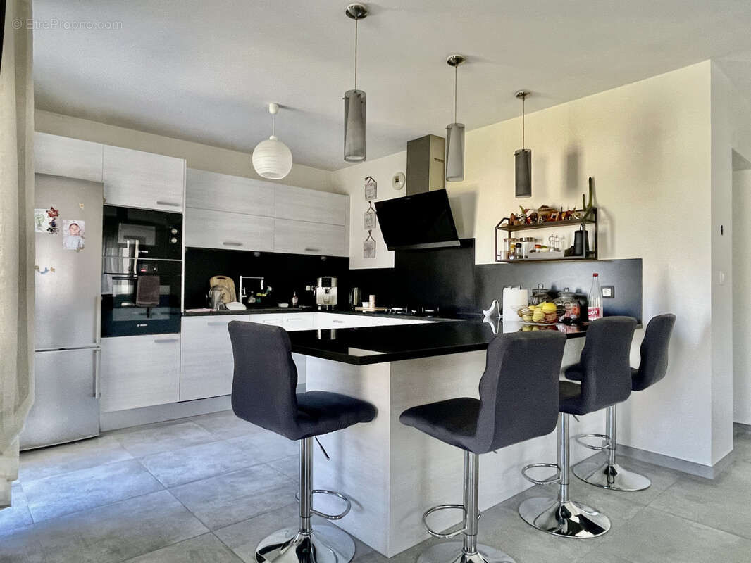 Maison à SAINT-PAUL-LES-FONTS