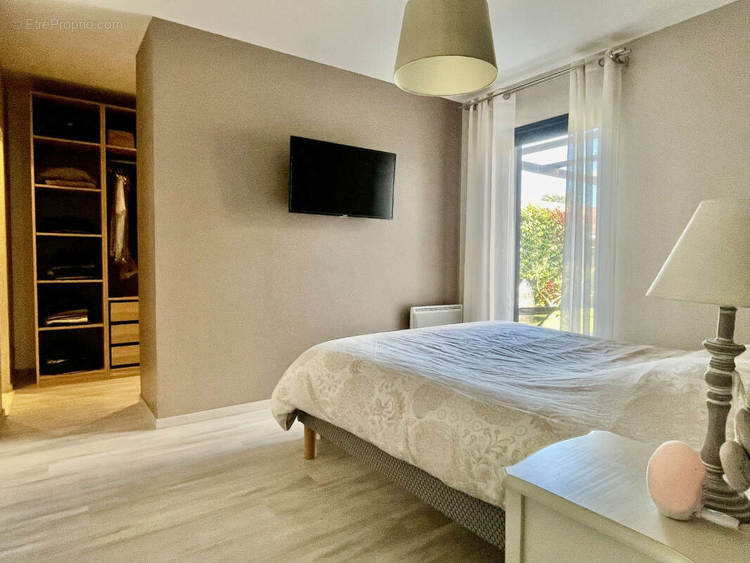 Maison à SAINT-PAUL-LES-FONTS