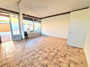 Commerce à LA LONDE-LES-MAURES