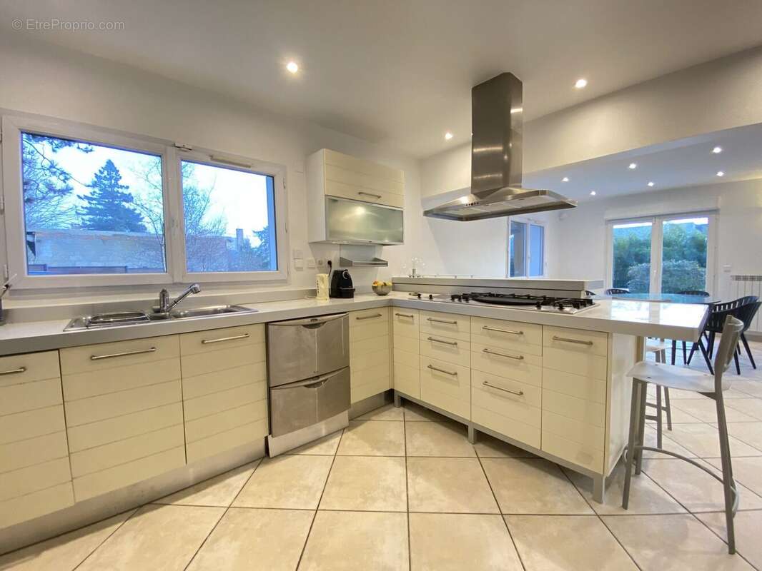 Maison à SOISY-SUR-SEINE