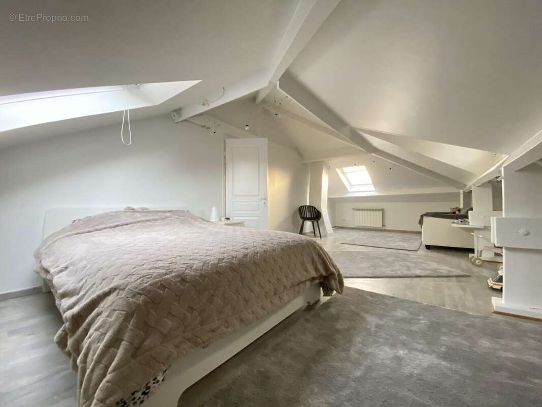 Maison à SOISY-SUR-SEINE