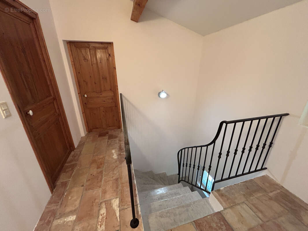 Maison à SAINT-QUENTIN-LA-POTERIE