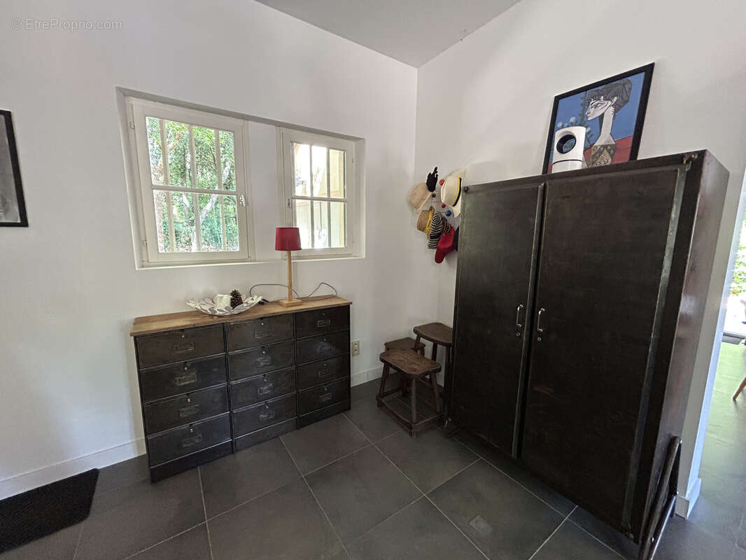 Maison à SAINT-QUENTIN-LA-POTERIE