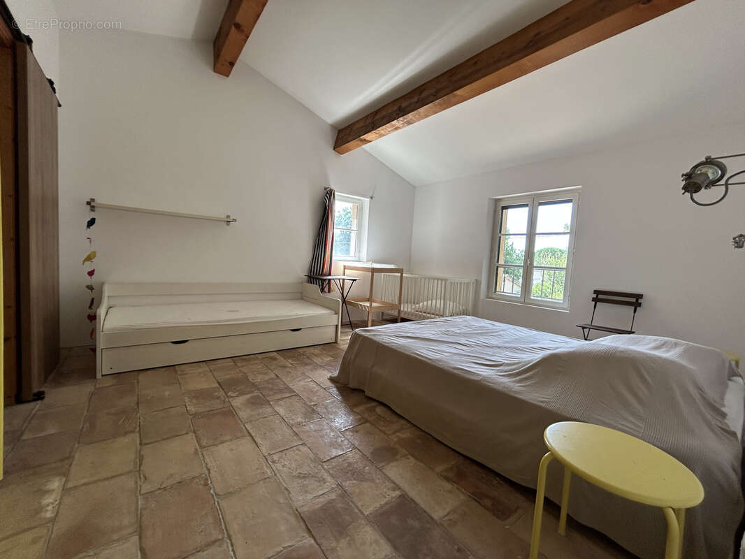 Maison à SAINT-QUENTIN-LA-POTERIE