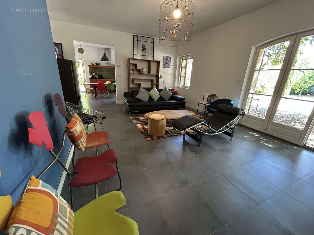 Maison à SAINT-QUENTIN-LA-POTERIE