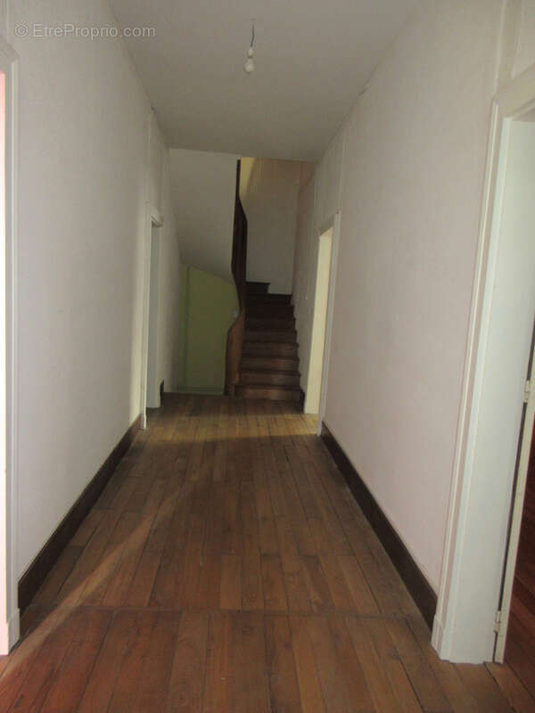 Maison à ARGENTON-SUR-CREUSE