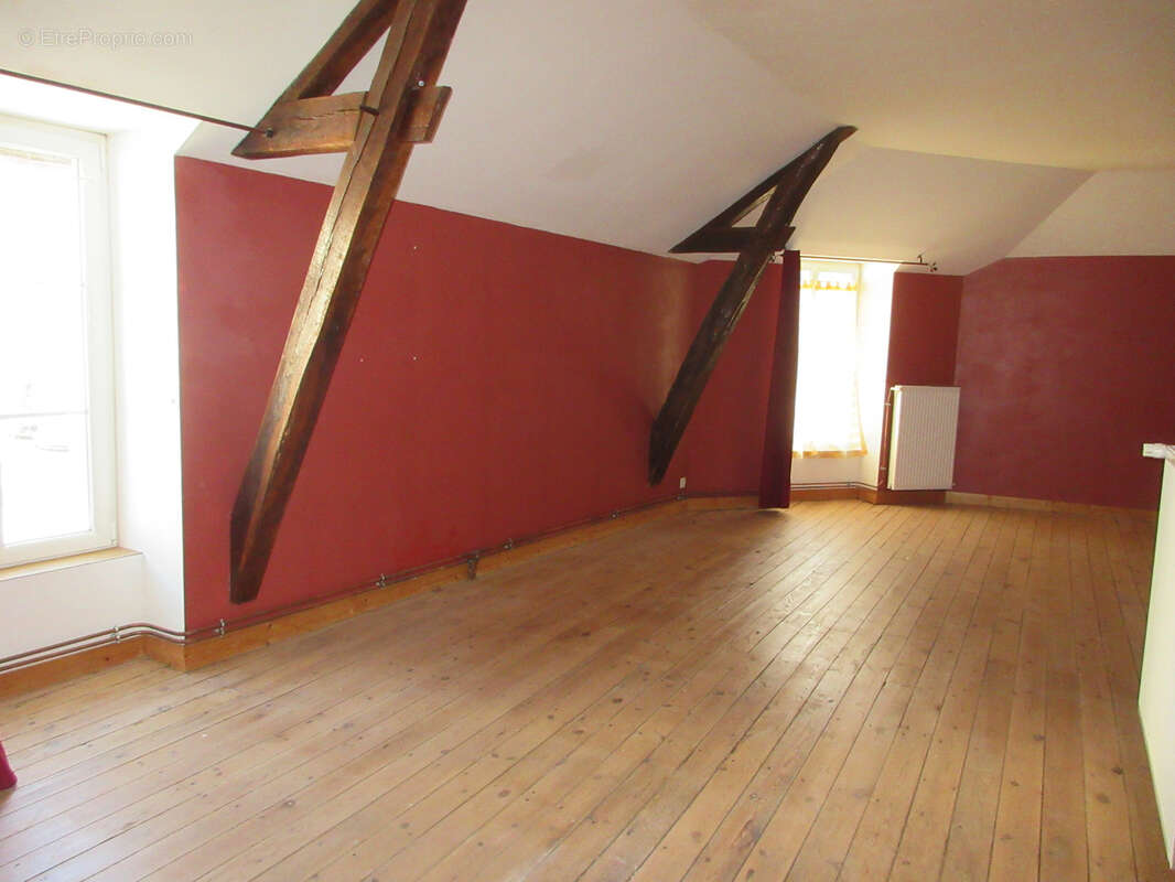 Maison à ARGENTON-SUR-CREUSE