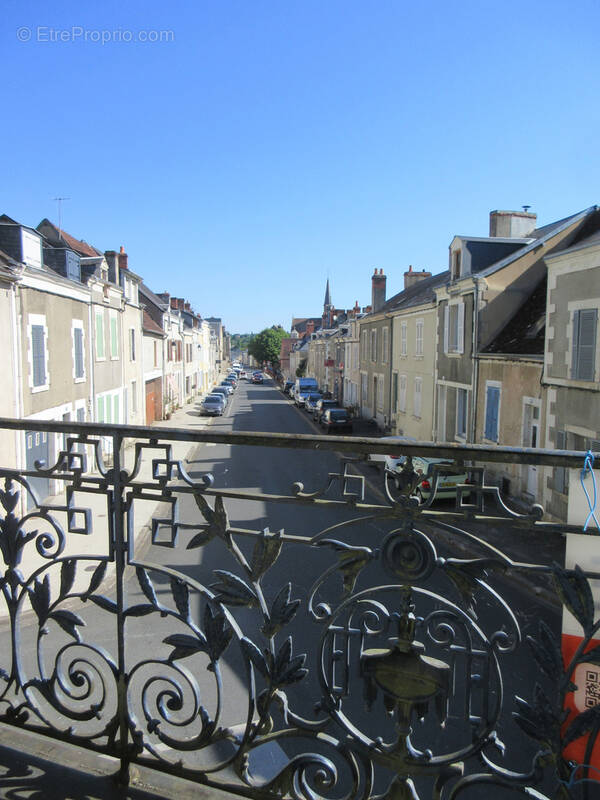 Maison à ARGENTON-SUR-CREUSE