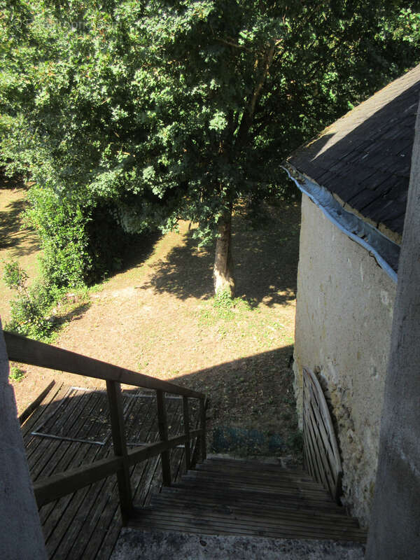 Maison à ARGENTON-SUR-CREUSE