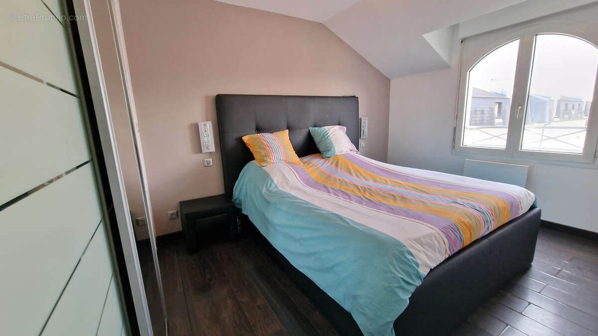 Appartement à LOUVRES