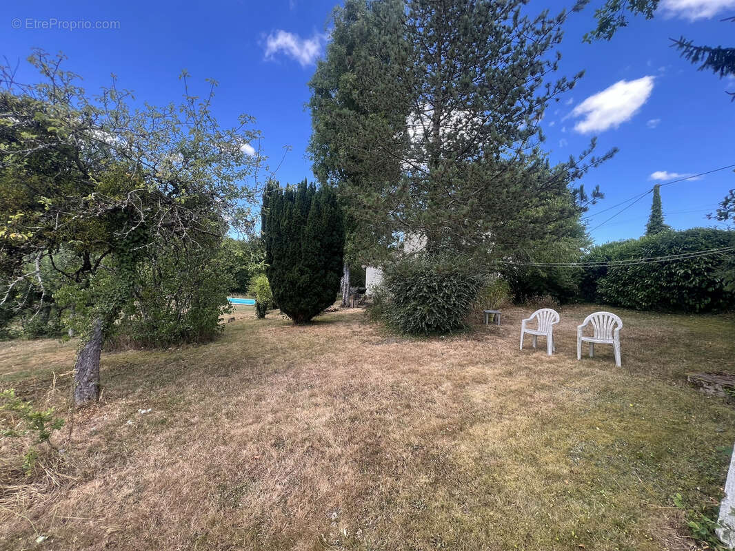 Maison à LIGNY-EN-BRIONNAIS