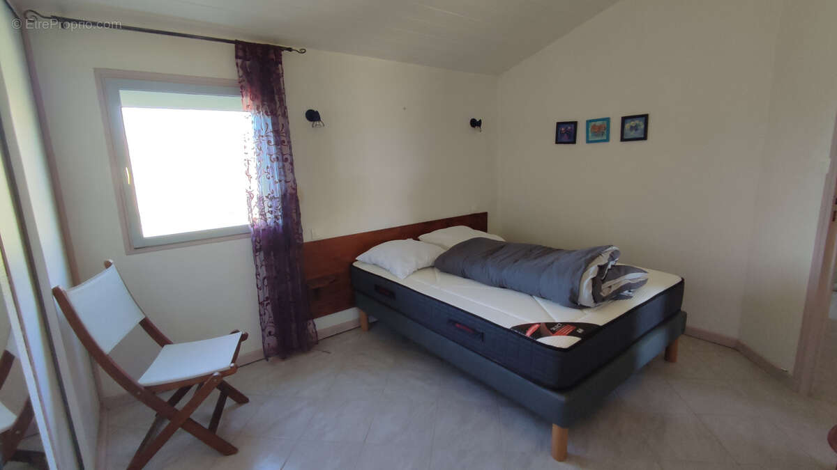 Maison à MONTAIGU-DE-QUERCY