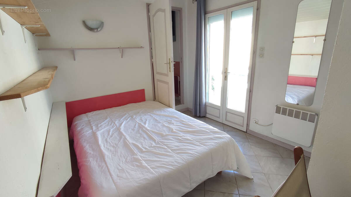 Maison à MONTAIGU-DE-QUERCY