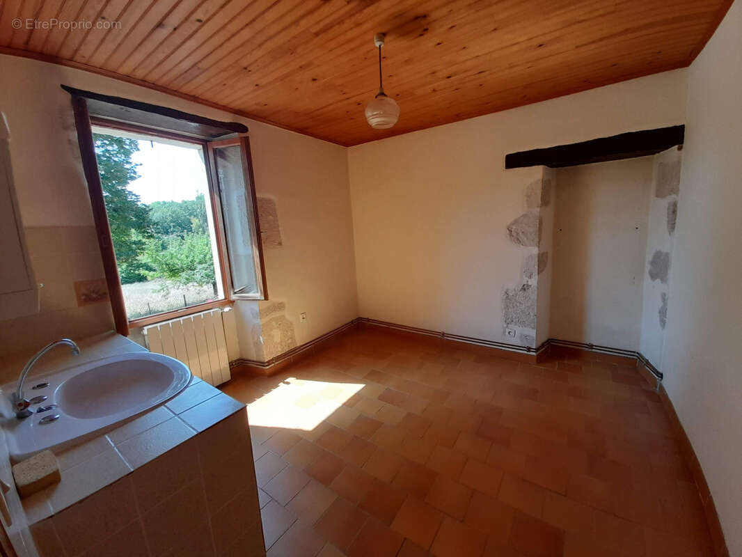 Maison à BAGAT-EN-QUERCY