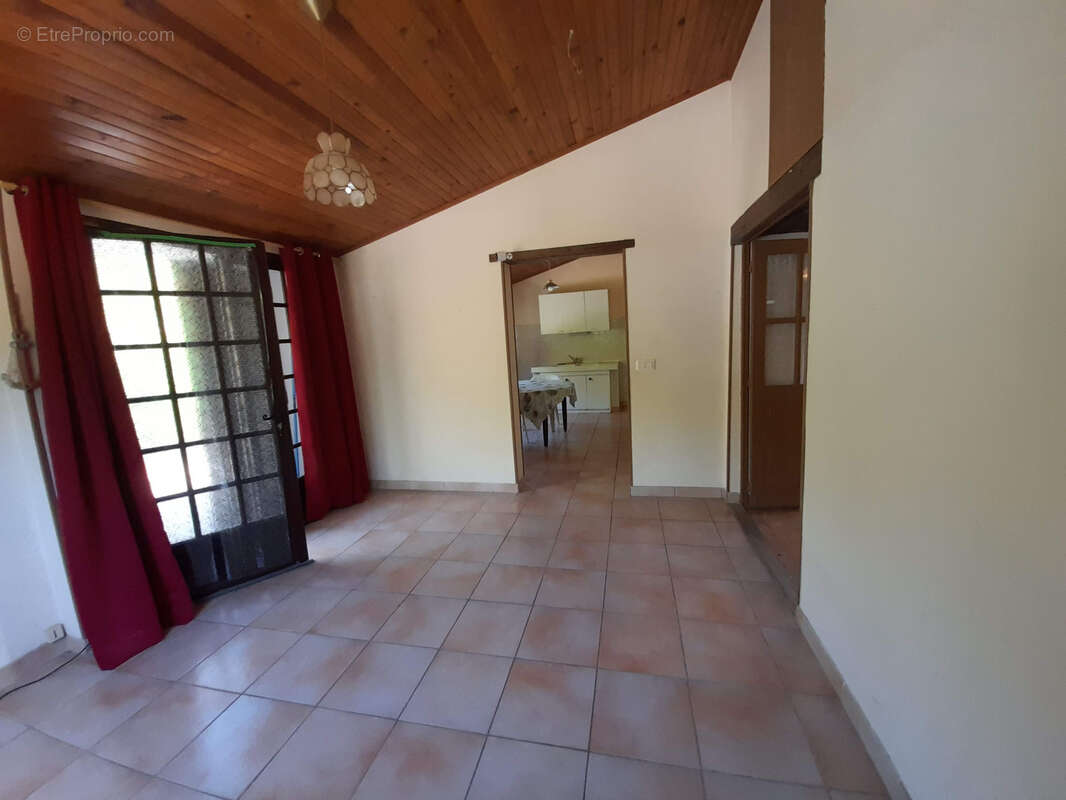 Maison à BAGAT-EN-QUERCY