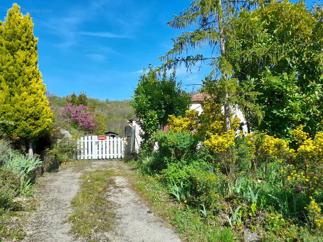 Maison à BAGAT-EN-QUERCY