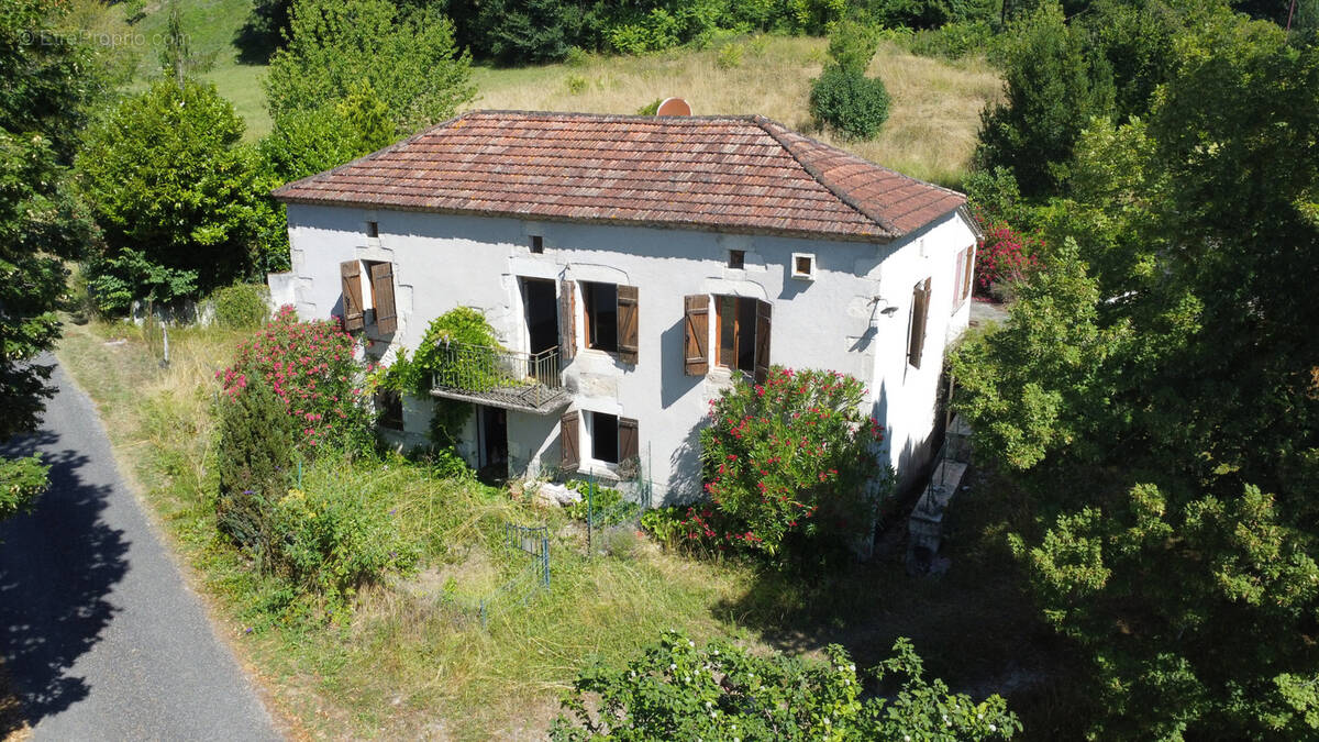 Maison à BAGAT-EN-QUERCY