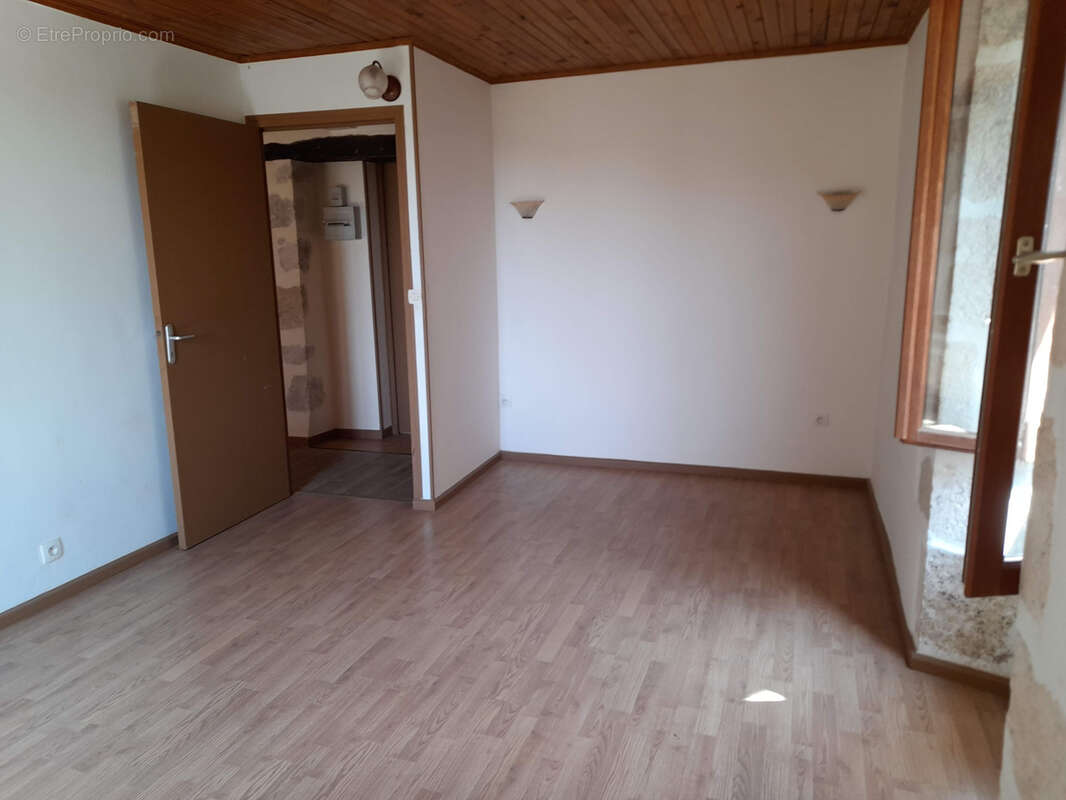 Maison à BAGAT-EN-QUERCY