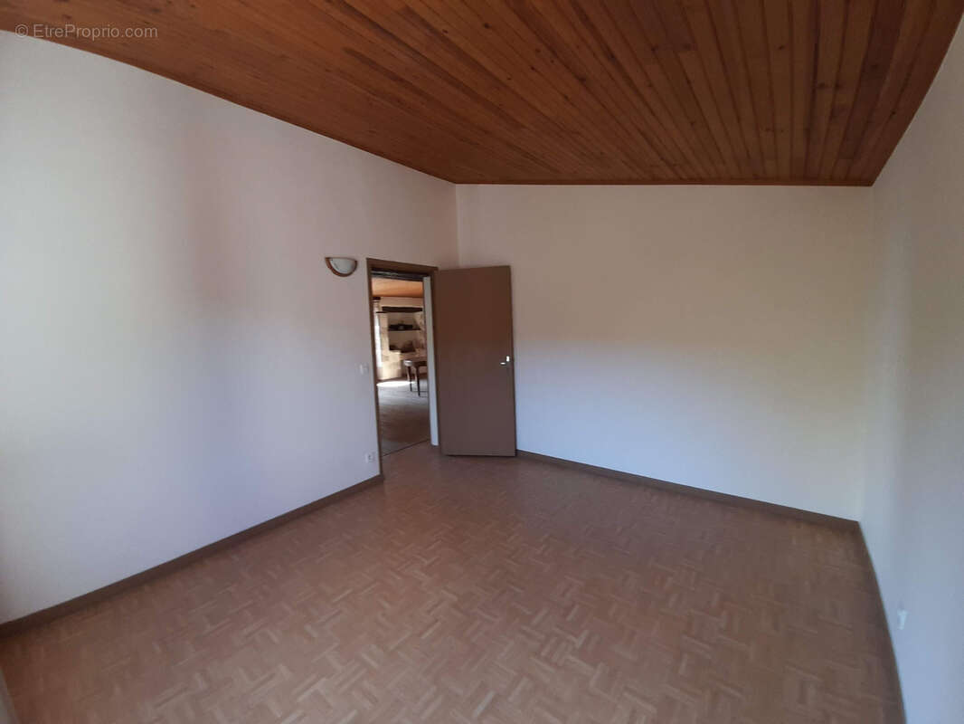 Maison à BAGAT-EN-QUERCY