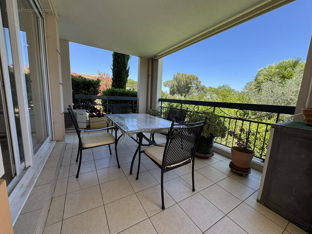 Appartement à FREJUS