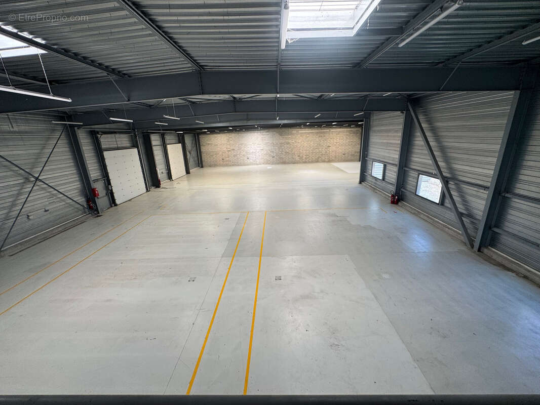 Commerce à LES SORINIERES