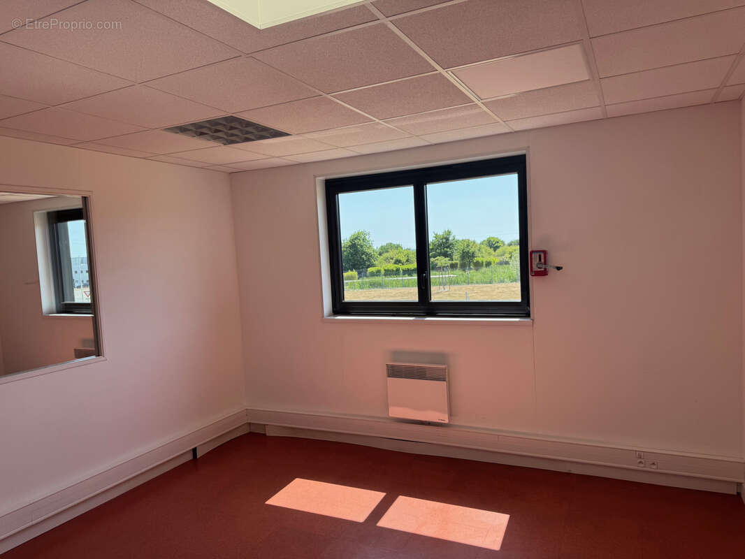 Commerce à LES SORINIERES