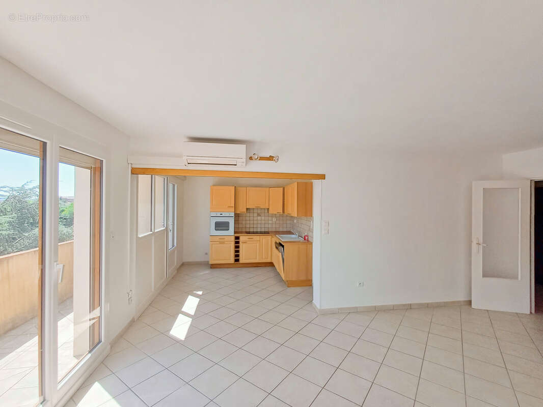 Appartement à AUBENAS