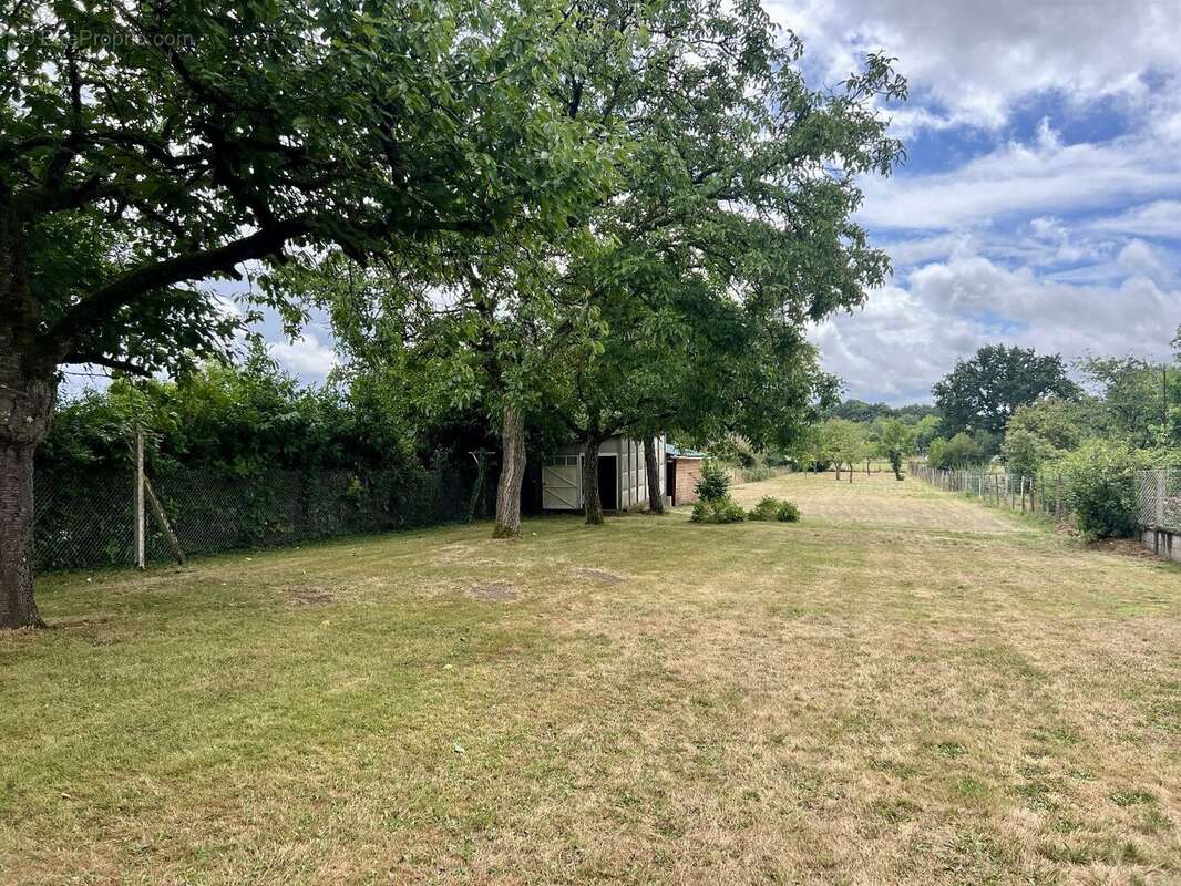 Maison à FONTAINE-SIMON