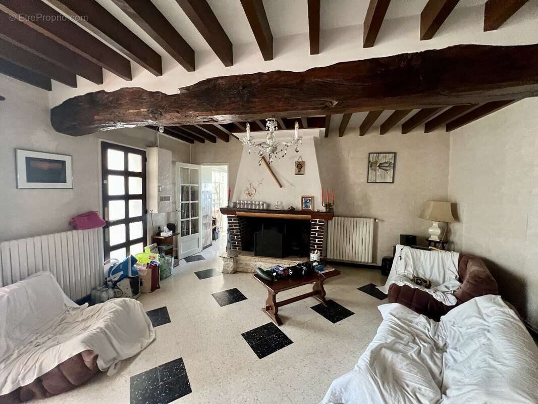 Maison à FONTAINE-SIMON