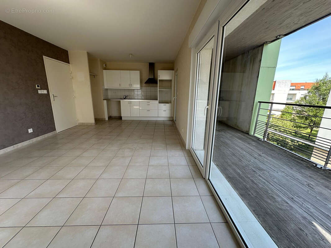 Appartement à LA RICHE