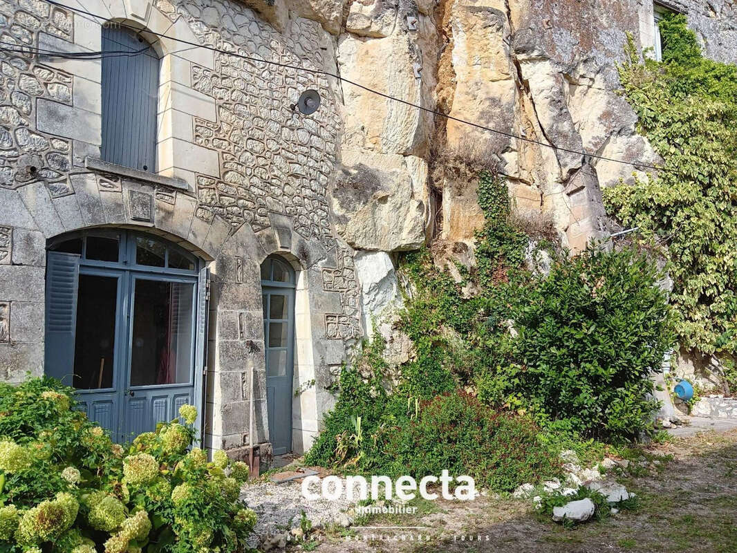 Maison à MONTHOU-SUR-CHER