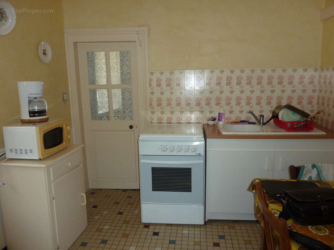 Maison à BRIGUEIL-LE-CHANTRE